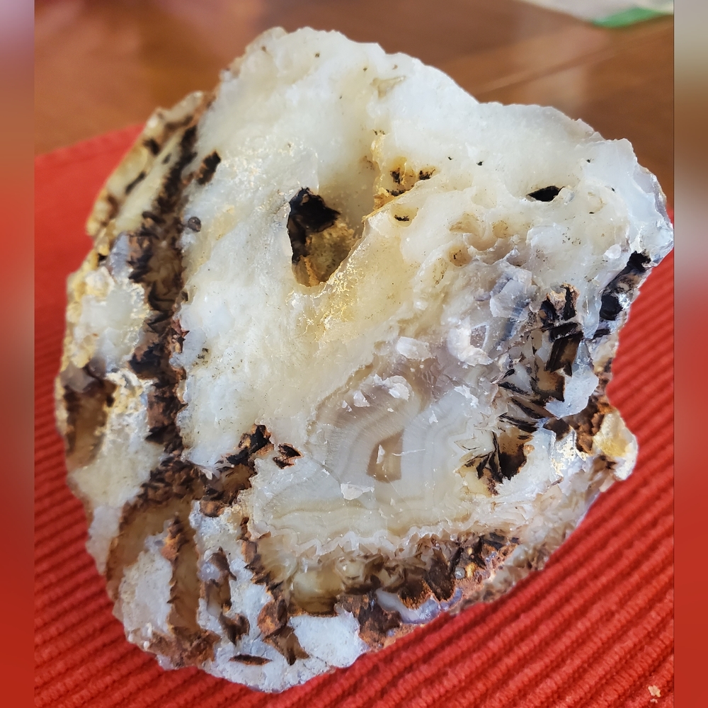 Stunning Multi-Color Druzy Banded Agate Chalcedony with Quartz Crystal Center - Picture 4 of 6